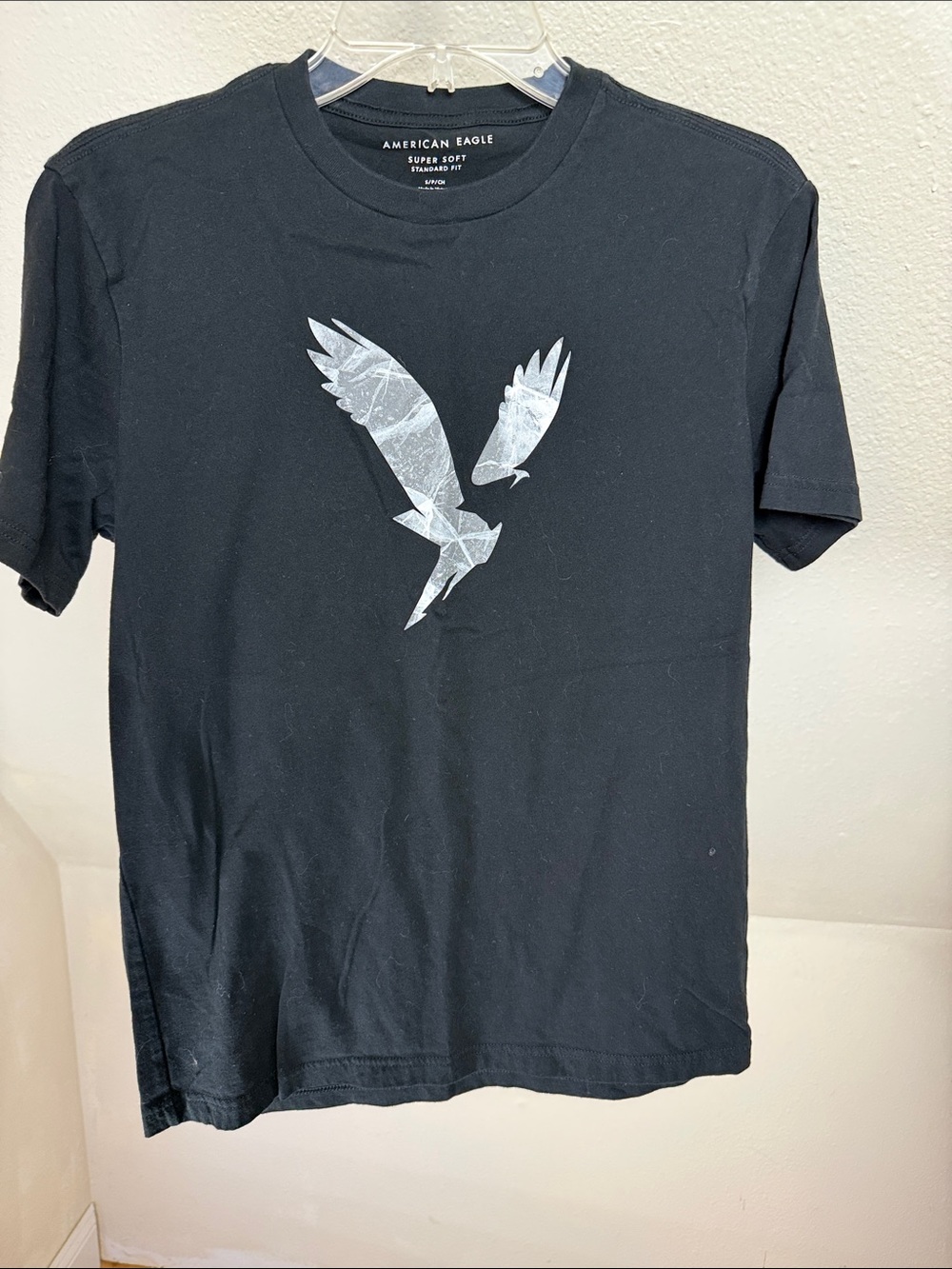 AMERICAN EAGLE Black Logo Shirt Size Small